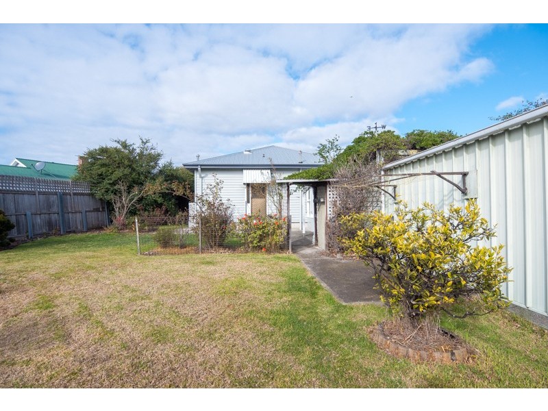 9 Somerton Crescent, Derwent Park TAS 7009