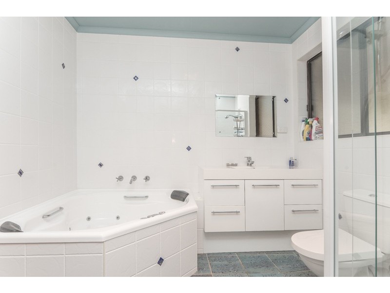 54 Lewis Avenue, Seven Mile Beach TAS 7170