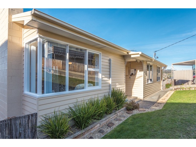 6 Surada Place, Glenorchy TAS 7010