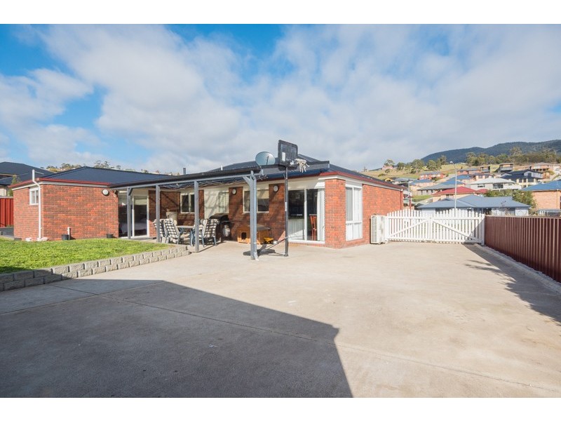 12 Virgilians Drive, Austins Ferry TAS 7011