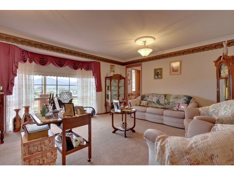 48 Clives Avenue, Old Beach TAS 7017