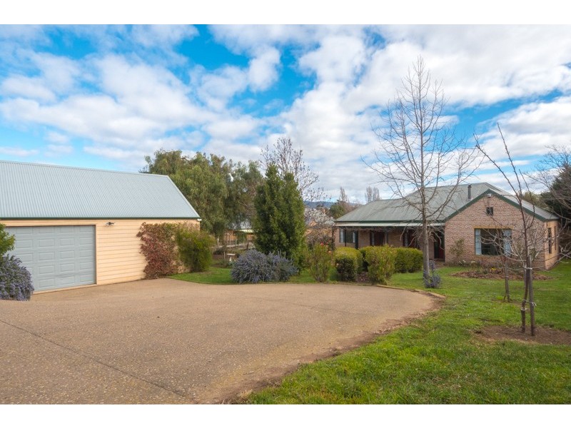 7 St Johns Circle, Richmond TAS 7025