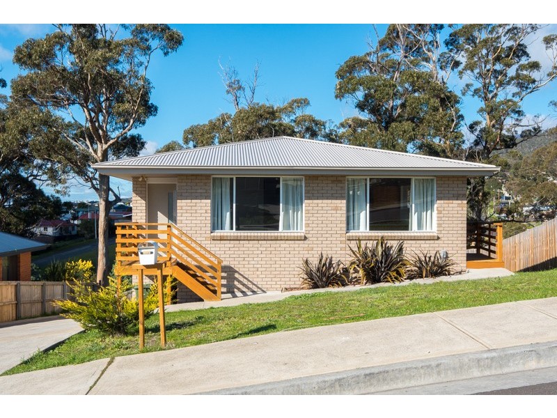 5 Coach Road, Chigwell TAS 7011