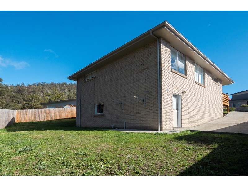 5 Coach Road, Chigwell TAS 7011
