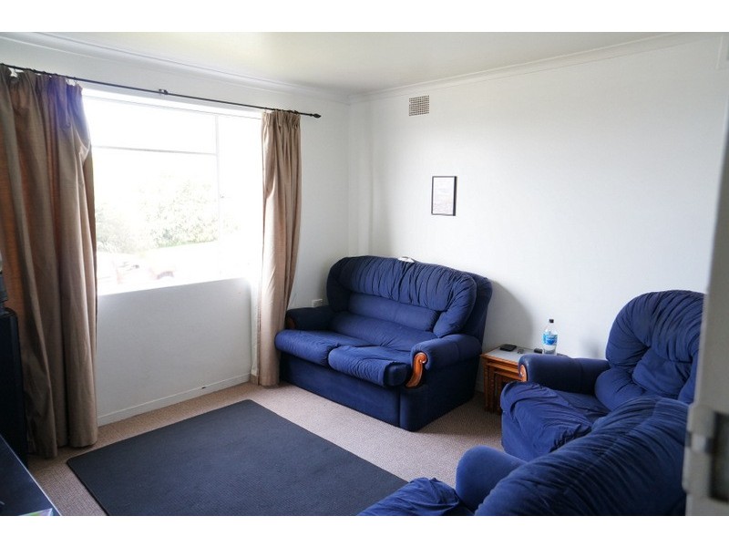 2/15 McCann Crescent, Lenah Valley TAS 7008