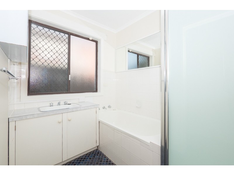 2/66 Bay Road, New Town TAS 7008