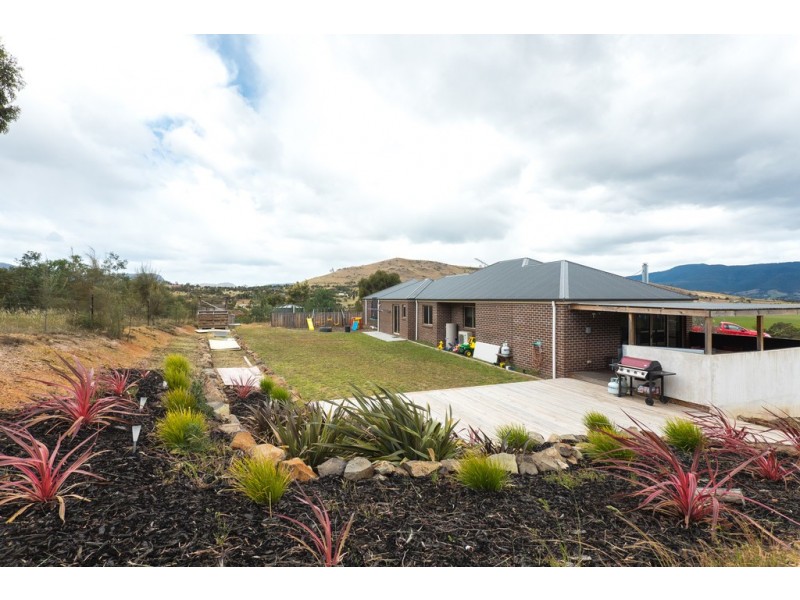 30 Landermere Drive, Honeywood TAS 7017