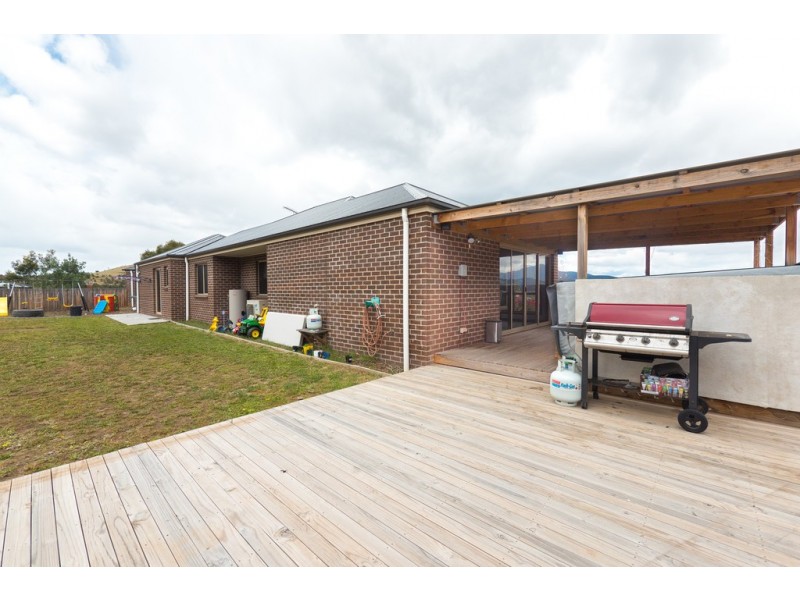 30 Landermere Drive, Honeywood TAS 7017