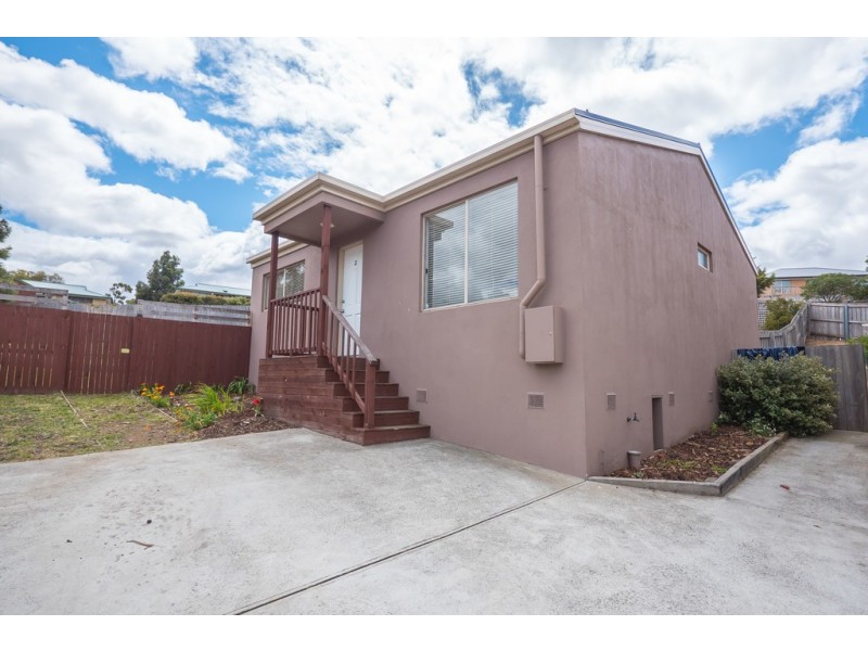 2/5 Aloomba Place, Herdsmans Cove TAS 7030