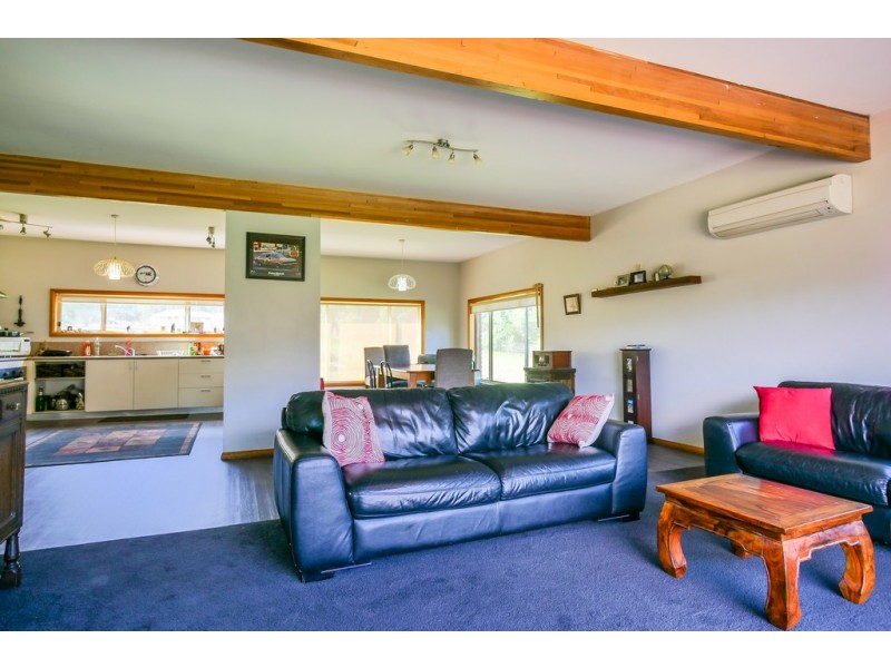 10 Narcissus Avenue, Dromedary TAS 7030