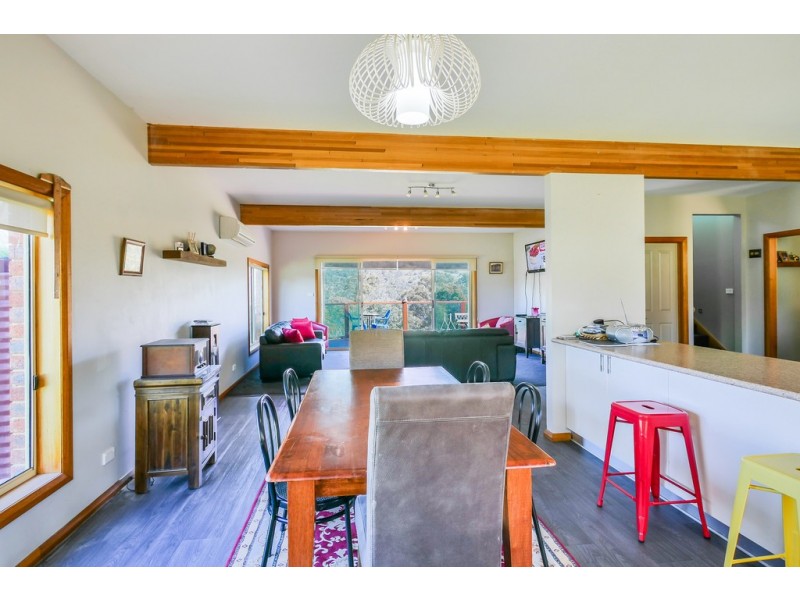 10 Narcissus Avenue, Dromedary TAS 7030