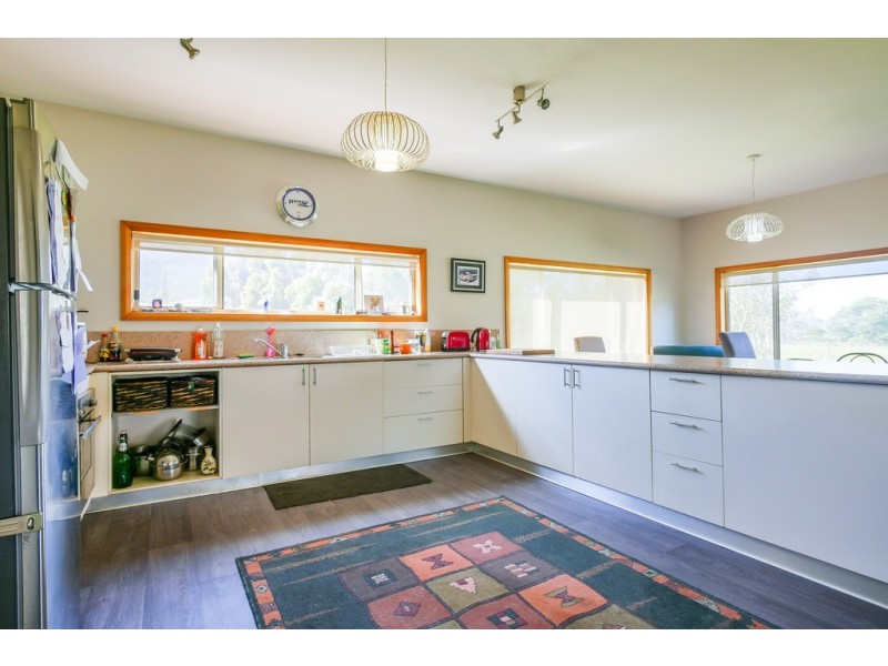 10 Narcissus Avenue, Dromedary TAS 7030