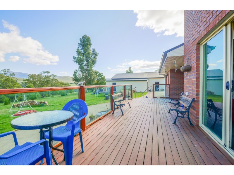 10 Narcissus Avenue, Dromedary TAS 7030