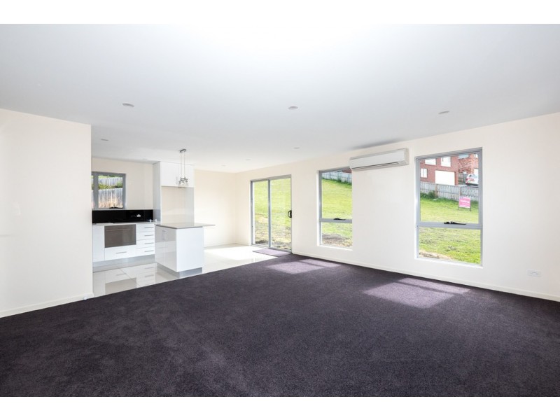 1/151 Branscombe Road, Claremont TAS 7011