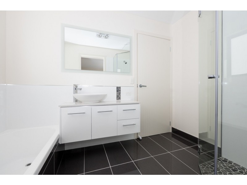 1/151 Branscombe Road, Claremont TAS 7011