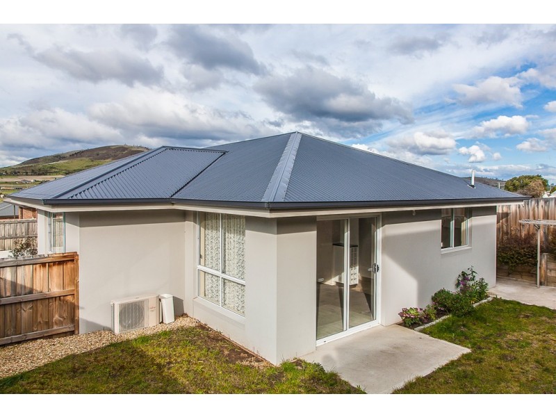 2/24 Joseph Link, Brighton TAS 7030
