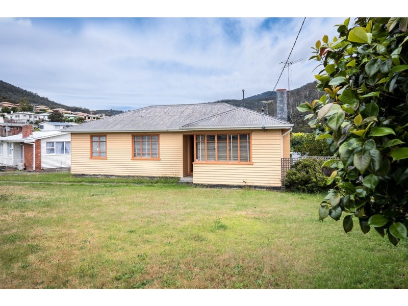 8 Allunga Road, Chigwell TAS 7011