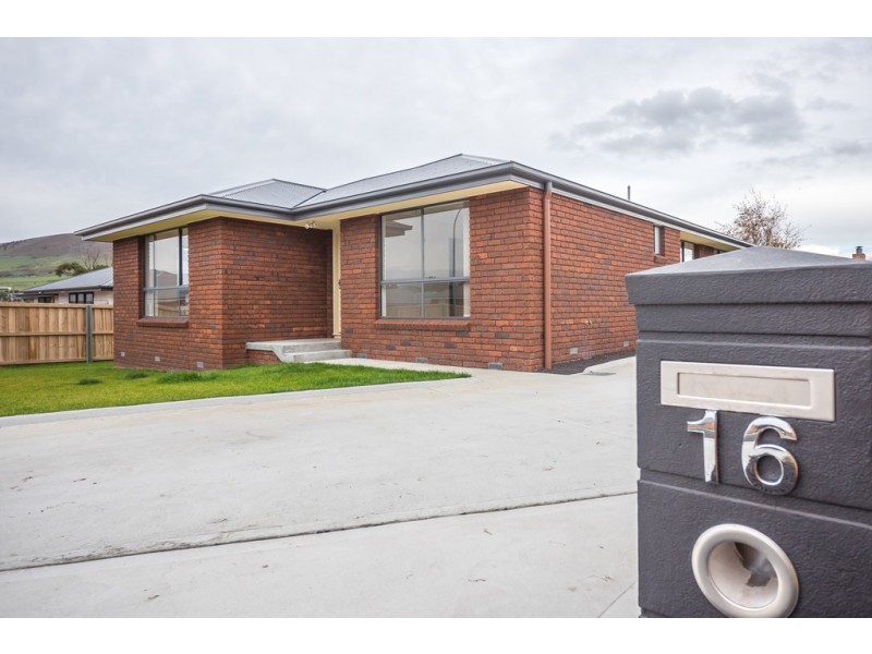 16 Dudley Drive, Brighton TAS 7030
