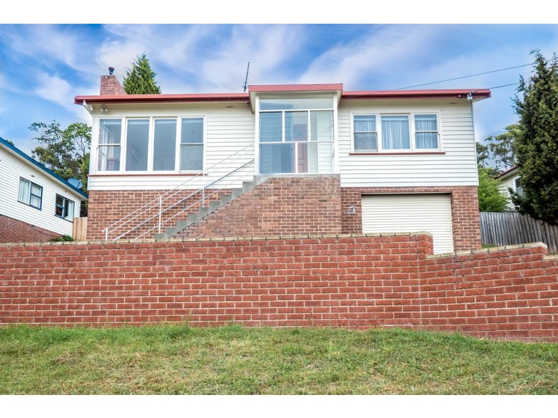 32 Walch Avenue, Moonah TAS 7009