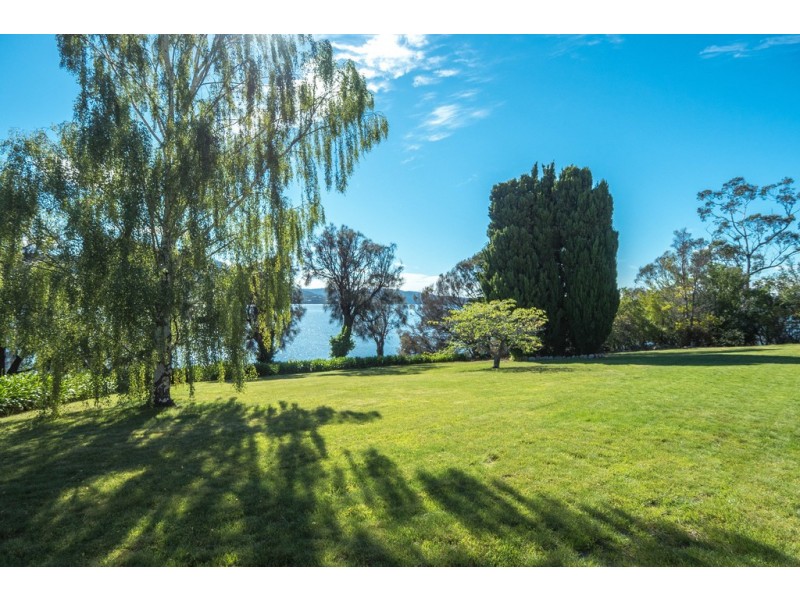 23 Casuarina Crescent, Berriedale TAS 7011