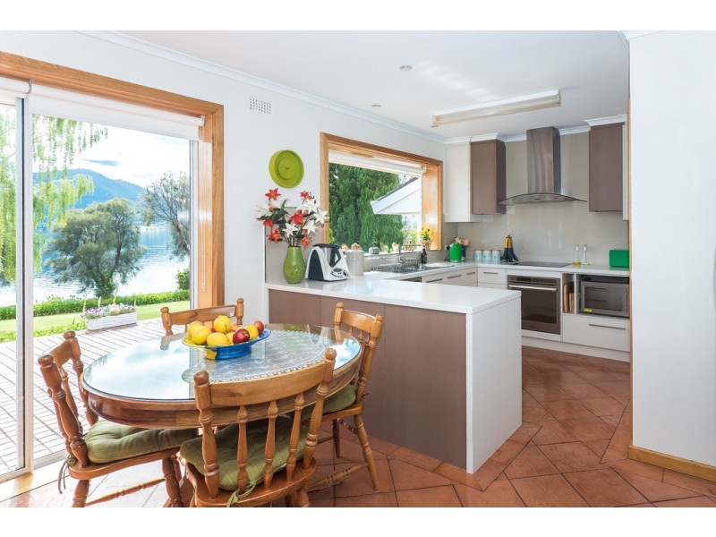 23 Casuarina Crescent, Berriedale TAS 7011