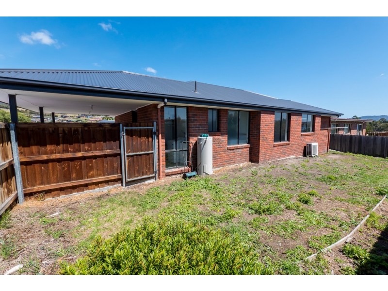 2/303 Main Road, Austins Ferry TAS 7011
