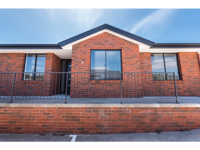 2/303 Main Road, Austins Ferry TAS 7011