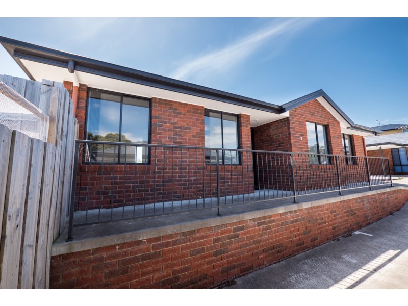 2/303 Main Road, Austins Ferry TAS 7011