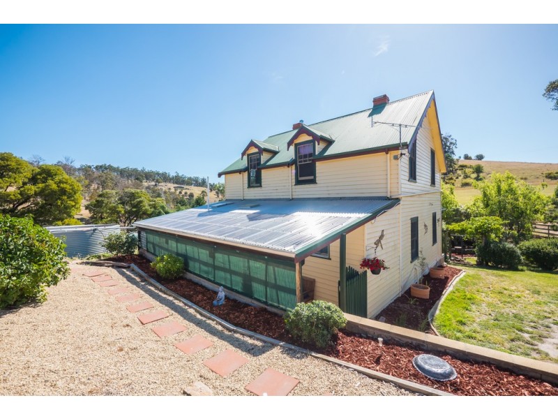 319 Ironstone Gully Road, Lachlan TAS 7140