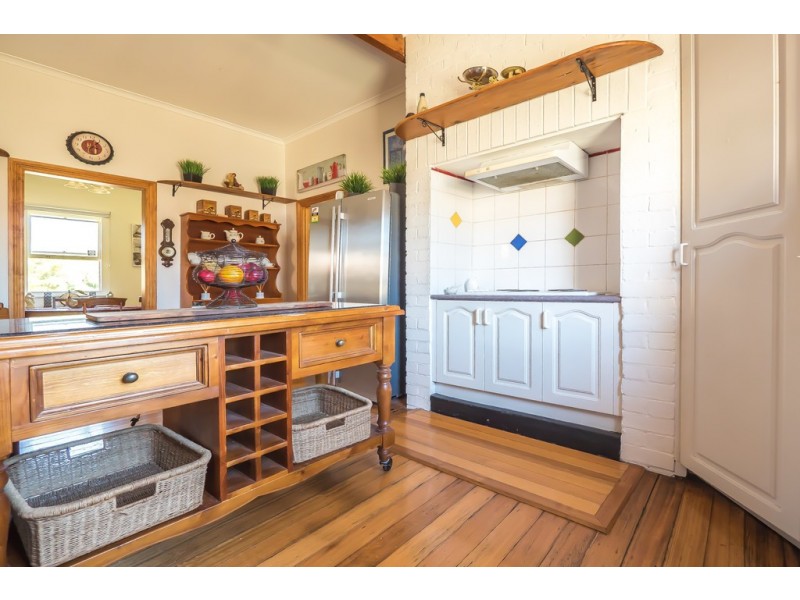 319 Ironstone Gully Road, Lachlan TAS 7140