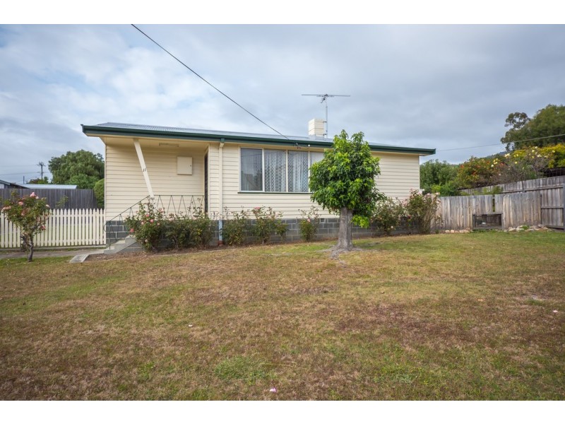 11 Euston Street, Claremont TAS 7011