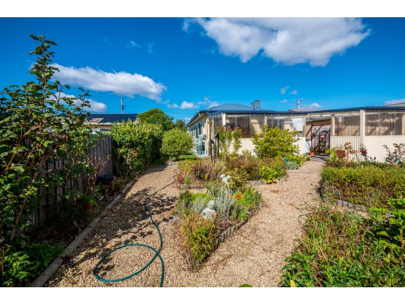 8 Seamew Street, Claremont TAS 7011