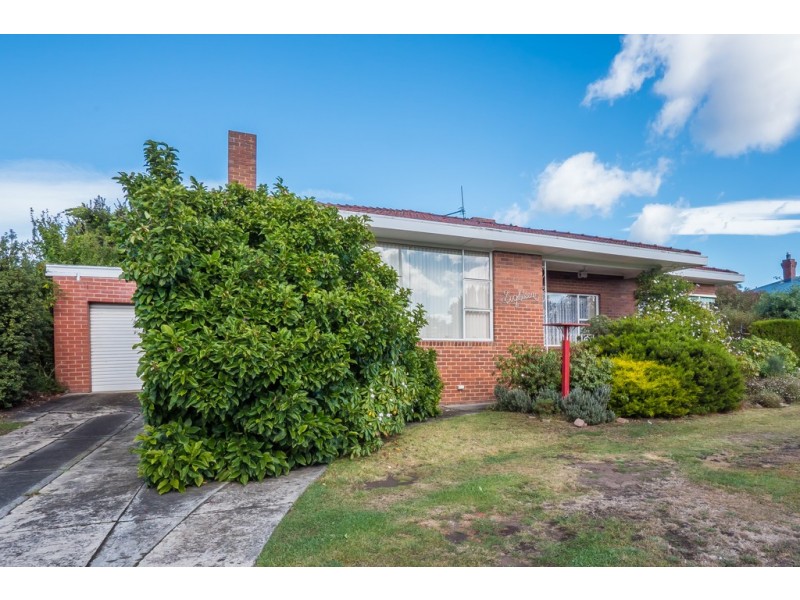 18 Main Road, Claremont TAS 7011