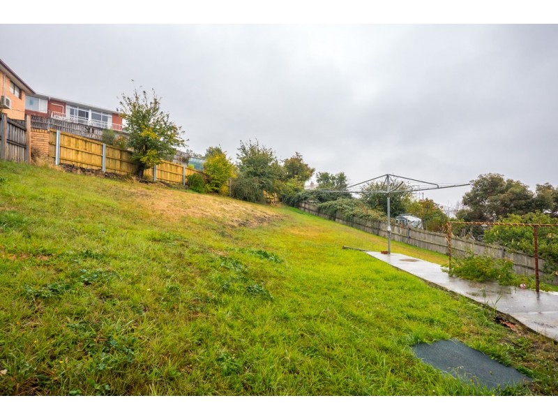 15 Walch Avenue, Moonah TAS 7009