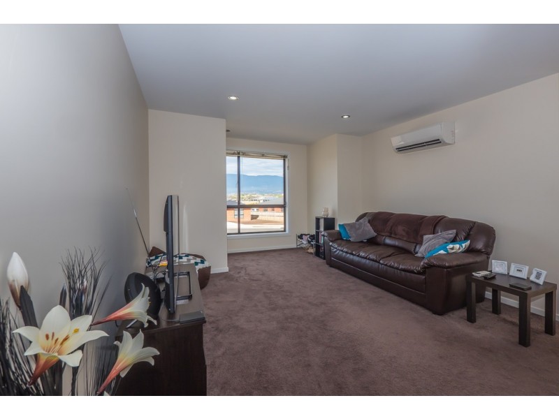 1/69 Churinga Waters Drive, Old Beach TAS 7017