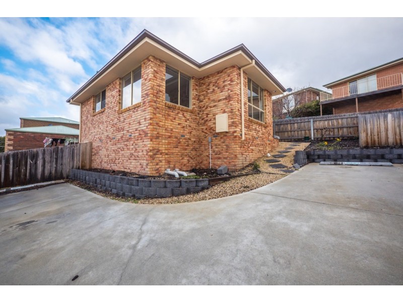17/3 Russell Road, Claremont TAS 7011