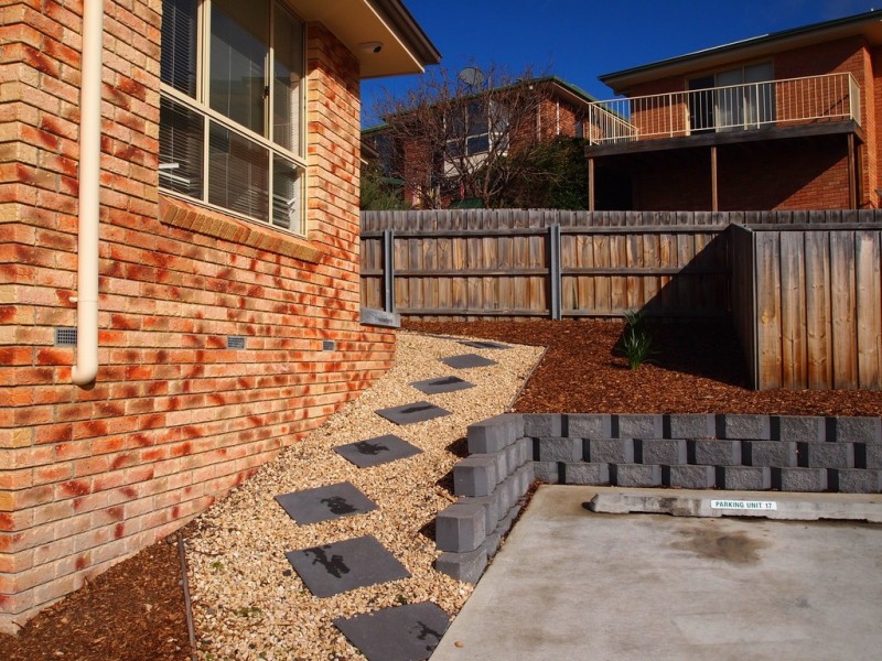 17/3 Russell Road, Claremont TAS 7011