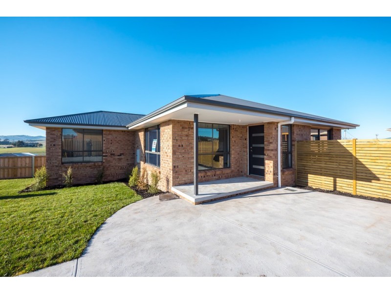 6 Dudley Drive, Brighton TAS 7030