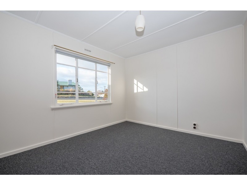 8 Allunga Road, Chigwell TAS 7011