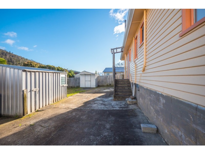 8 Allunga Road, Chigwell TAS 7011