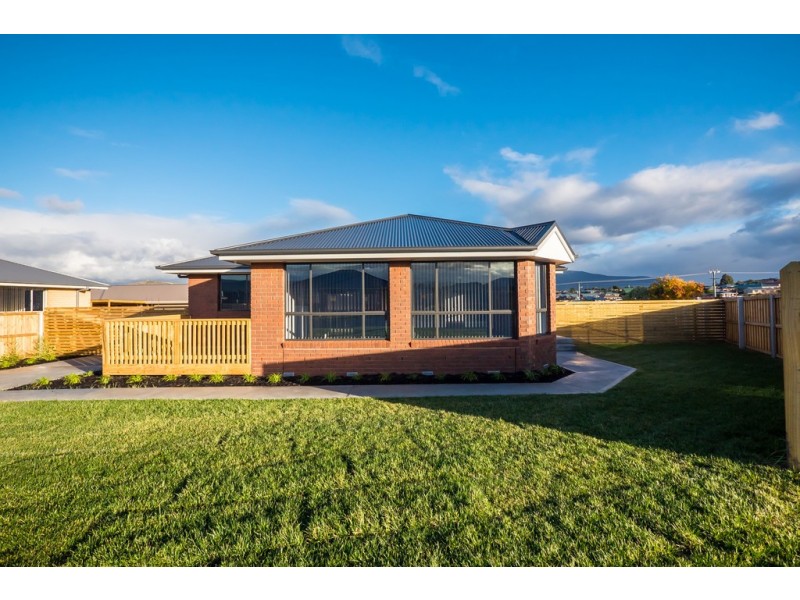2 Dudley Drive, Brighton TAS 7030