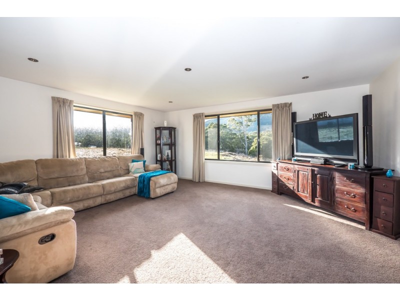 53 Mill Road, Collinsvale TAS 7012