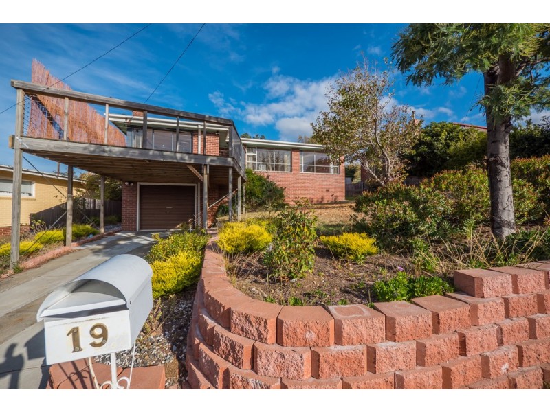 19 Belgrave Street, Claremont TAS 7011