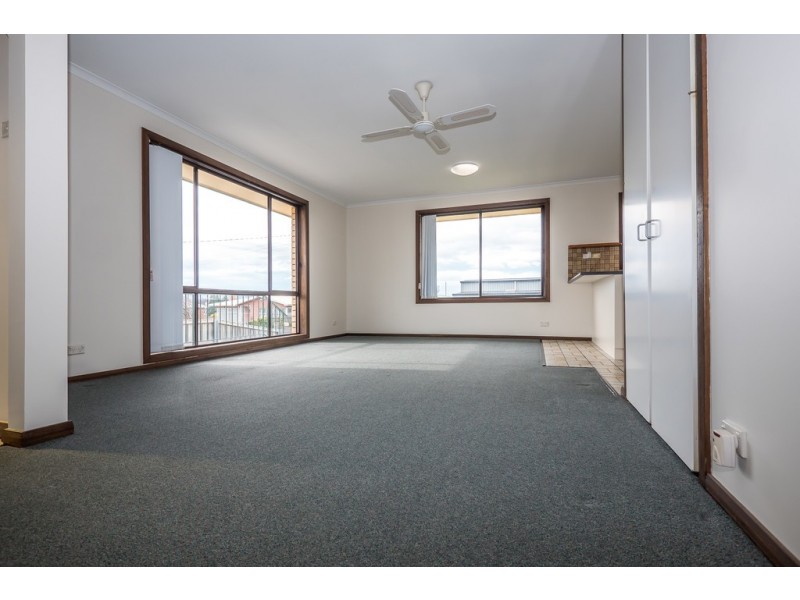 1/2A Shenstone Place, Montrose TAS 7010