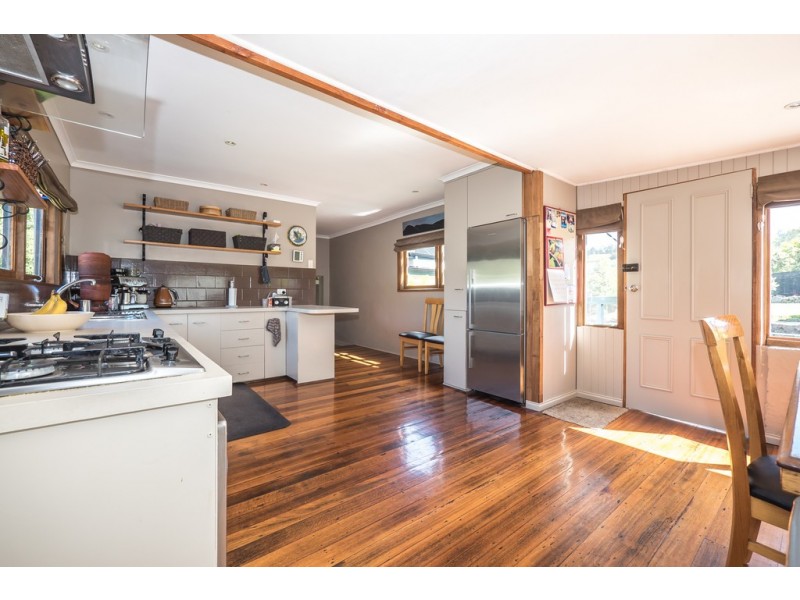 2 Hall Road, Collinsvale TAS 7012