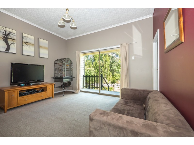 2 Hall Road, Collinsvale TAS 7012