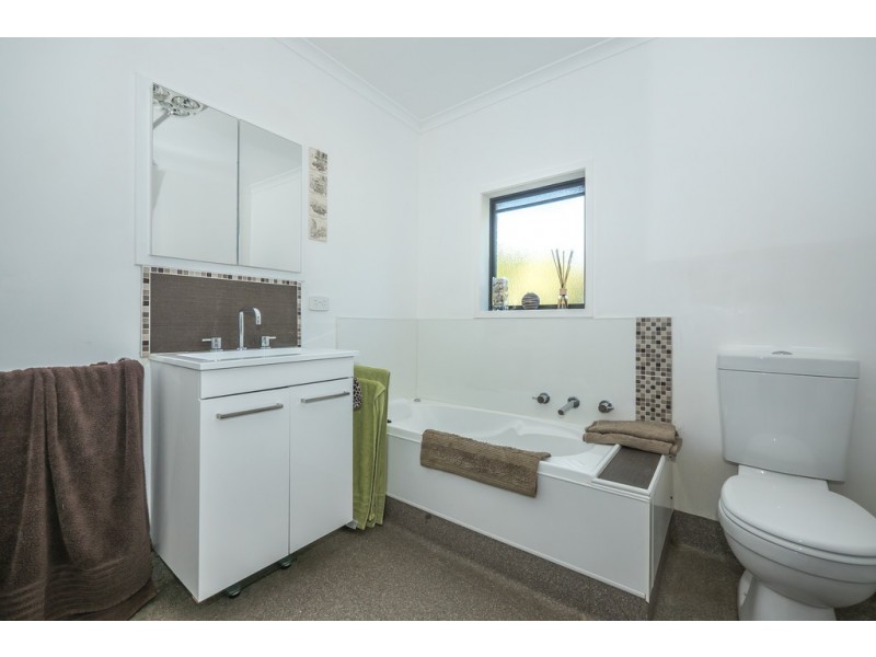 2 Hall Road, Collinsvale TAS 7012