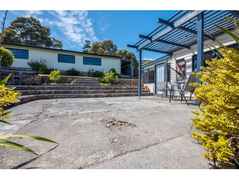 2 Hall Road, Collinsvale TAS 7012