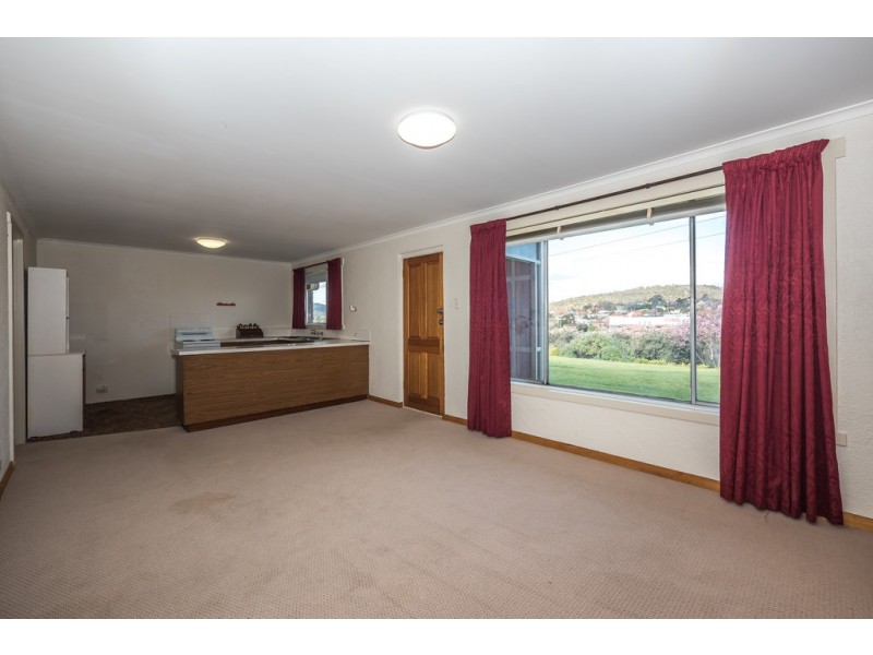 2/5 Marsh Street, New Town TAS 7008