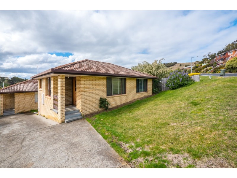 1/1 Simpson Place, Rosetta TAS 7010